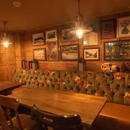 The Red Lion-3