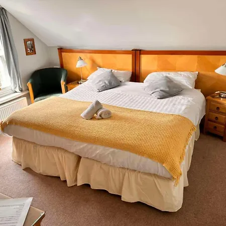 The Old Manse Guesthouse-2