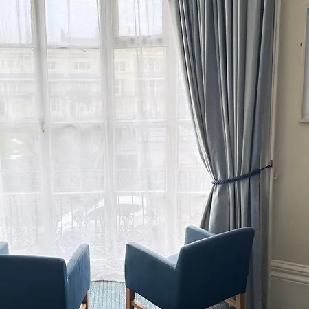 Brighton House-3