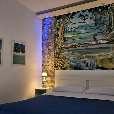 B&B Triskèles Adult Only-3