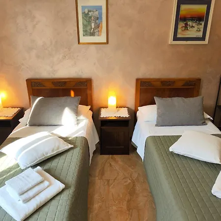 Bed & Breakfast Centrale-2