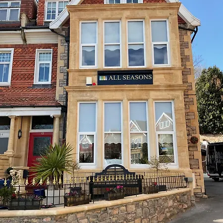All Seasons Bed & Breakfast - Adults Only-3
