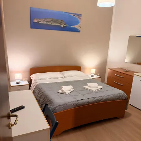 B&B Dora 2,0-2