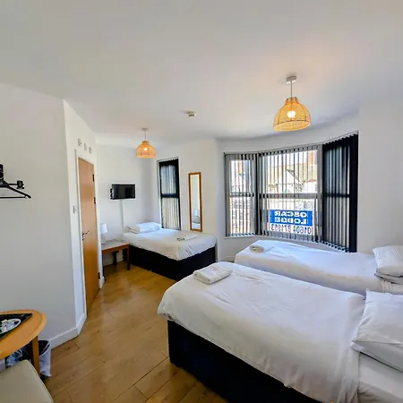 Oscar Lodge-2