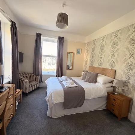 Cairn House - Bed & Breakfast-3