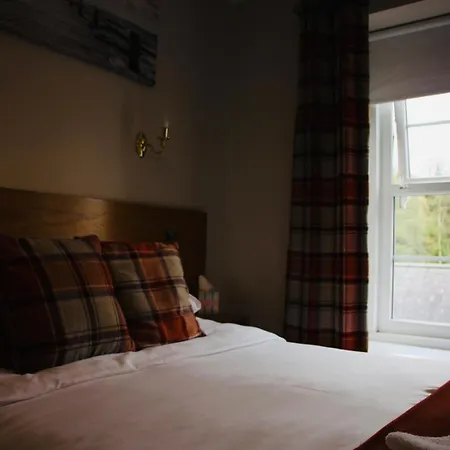 Central Bar Guesthouse-2