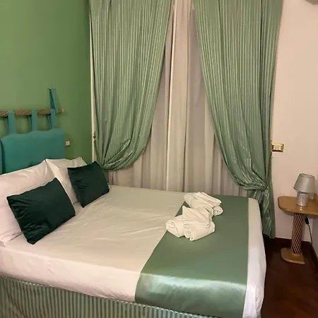 B&B Rifugio Di Roma Upon Metro B Pvt Bathroom Pvt Balcon-2