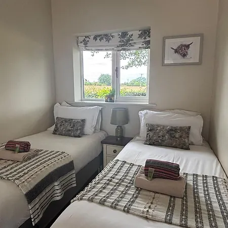 Accommodation Bristol Airport-2