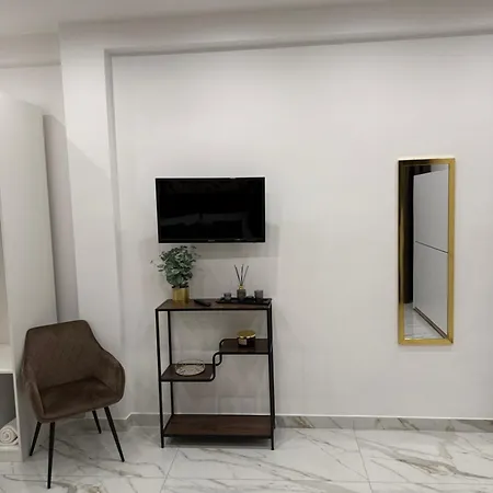 Savior Deluxe Rooms-2