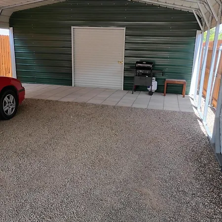 Quiet Full-Size Bed Close To Town 420 Friendly-3