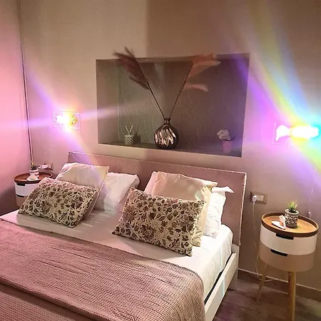 Concept b&b naples- camere moderne con balcone vicino al centro-2