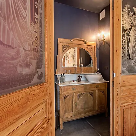 B&B Royal Swans - Adults-Only Boutique Stay In Bruges-3