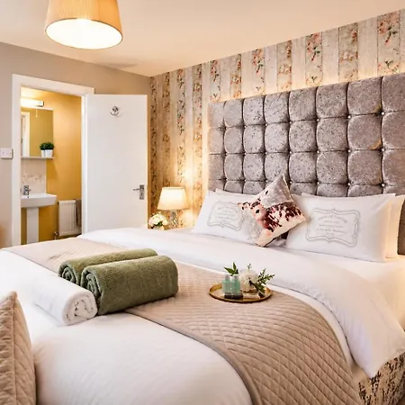 Devon Guest House-2