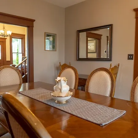 The Pearl Inn Bed And Breakfast-3