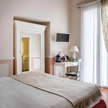 Dimora Bellini Luxury Rooms&Breakfast-3
