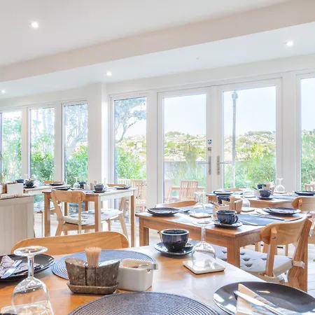 Avoncourt Lodge-2
