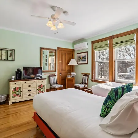 Alicion Bed & Breakfast-3