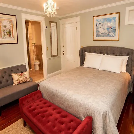 Inn On Bellevue (Adults Only)-2