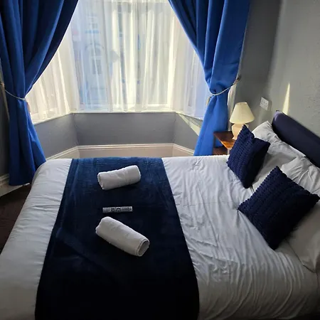 Alondra Contactless Hotel By Bet Stays-3
