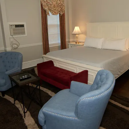 Bellevue Manor-2