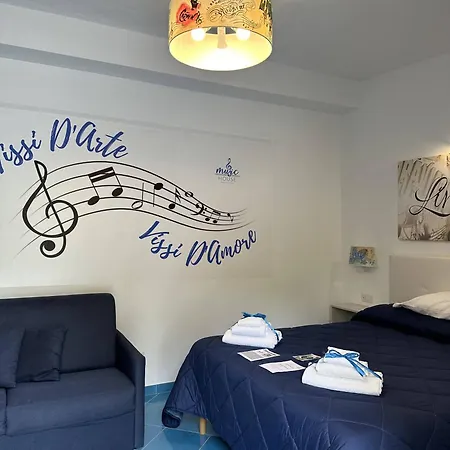Music House Palinuro-2