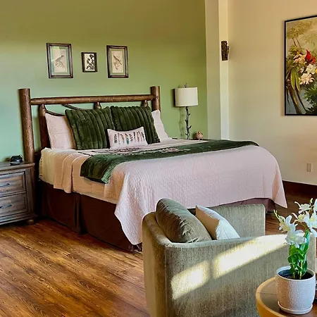 The Dogwood Inn-3