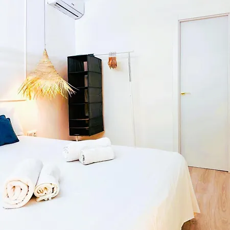 Collection Port - B&B Boutique , Alicante Center-3