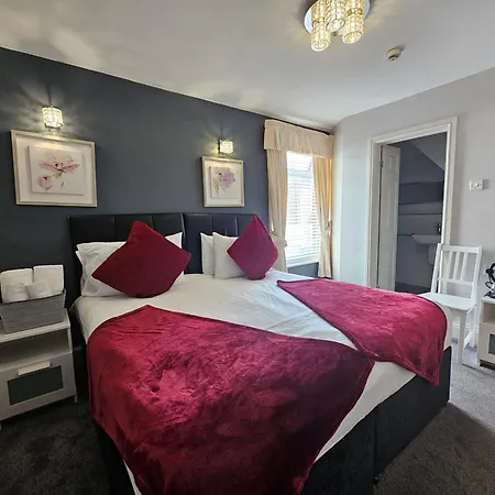 Clifton Villa - Southport-2