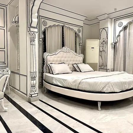 Lalluji Luxe-2