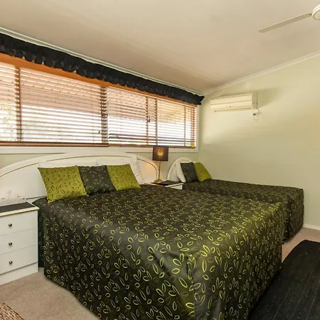 Ainslie Manor Guest House-3