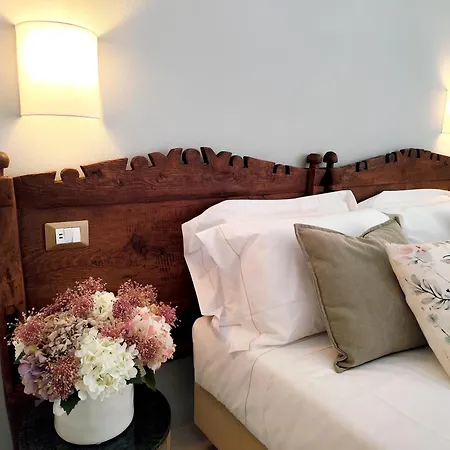 Dimora Dell'Erbe Rooms-2