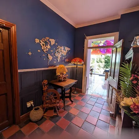 Hideaway Escapes: Farmhouse B&B with Animal Encounters in Pembrokeshire-2