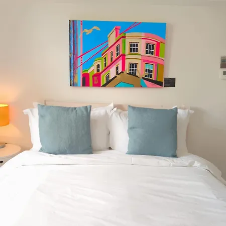 Upper Rock Brighton - Guest House-2