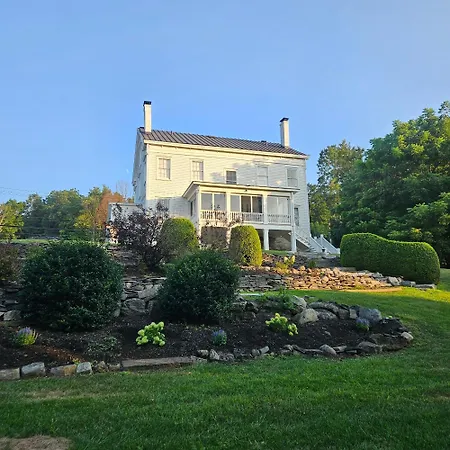 Peach Grove House-3