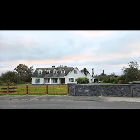 Crossriver B&B-2