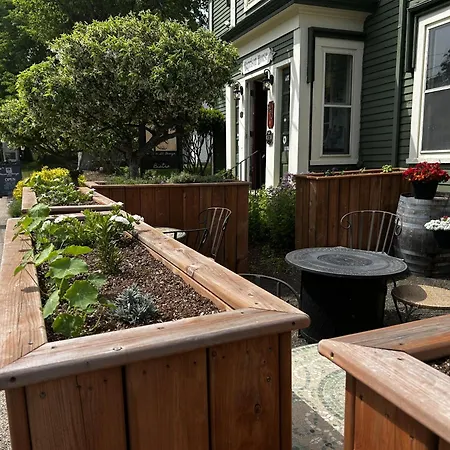 Garrison House Inn-2