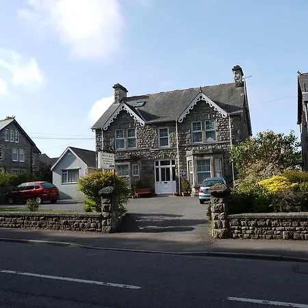 Belfield House-3