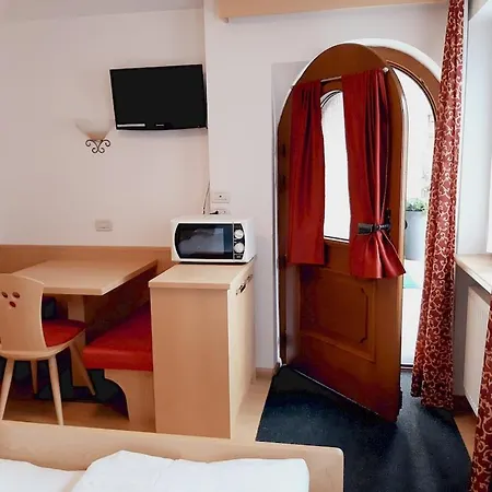 Garnì Lasteis B&B - apartments-3