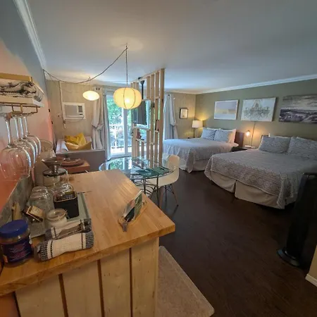 Evergreen Bed & Breakfast-3