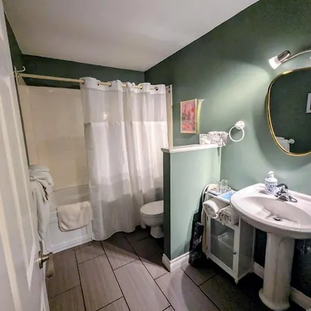 Evergreen Bed & Breakfast-3