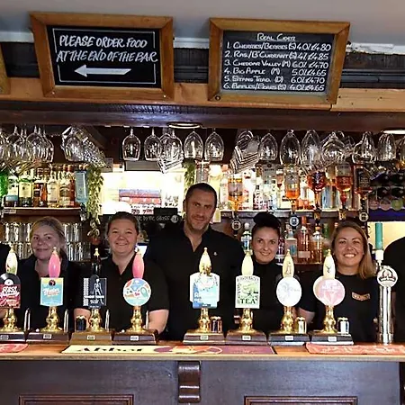 Crossways Inn-3