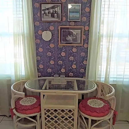 The Henry Collins Inn-3