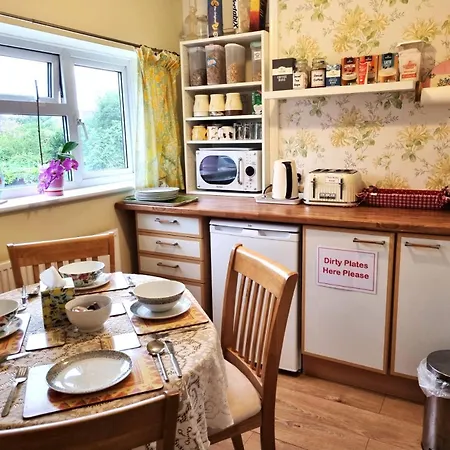 The Witterings Bed And Breakfast-2