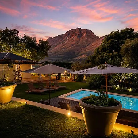 Banhoek Corner Guesthouse-3