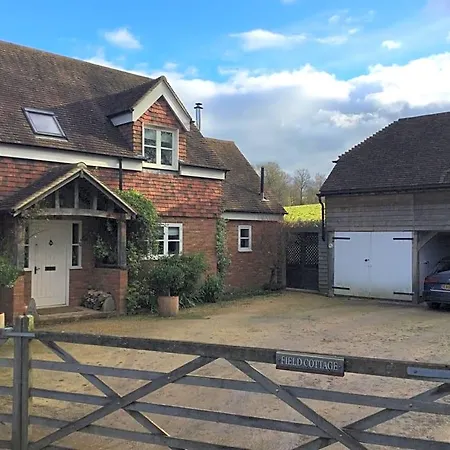 Field Cottage B&B-2