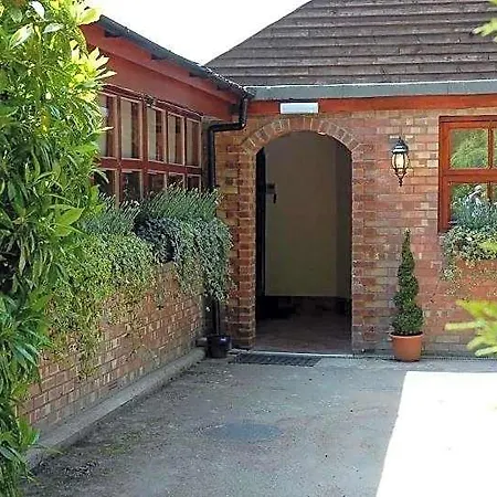 Hopbine House-2