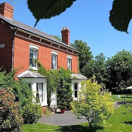 Hopbine House-3