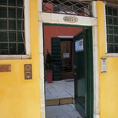 Venice Dose Suite-3