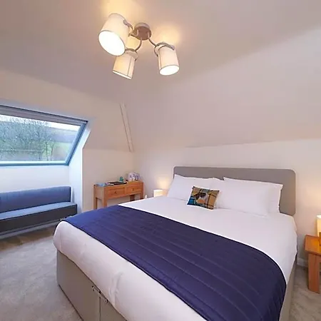 Woodlands Bed & Breakfast-2