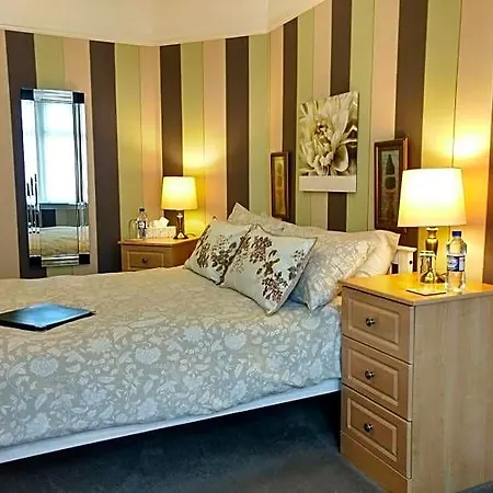 Rutland West Guest House-3